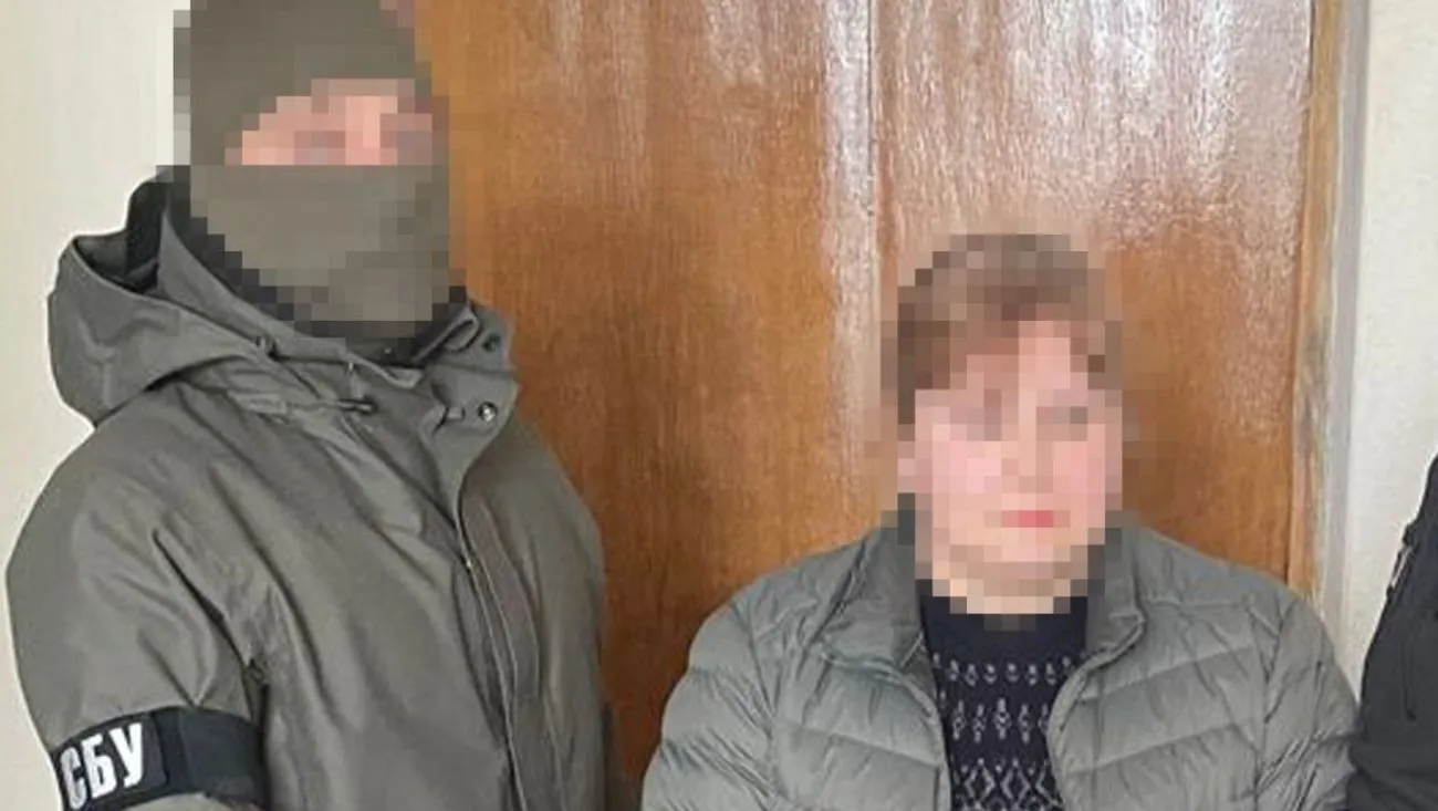 На Миколаївщині СБУ затримала 57-річну чиновницю: шпигувала на користь окупантів На Миколаївщині СБУ затримала 57-річну чиновницю: шпигувала на користь окупантів