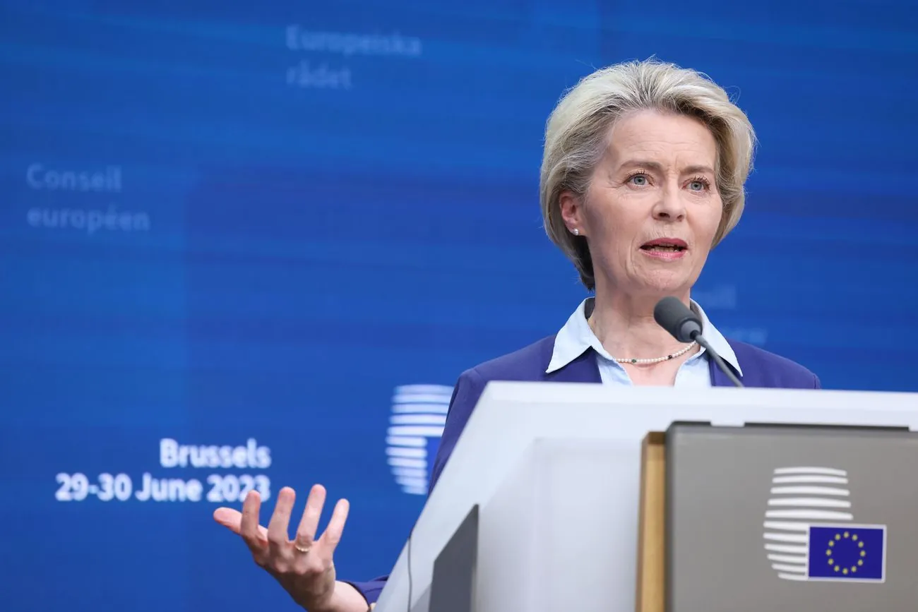 У ЄС підтвердили узгодження 17-го пакету санкцій проти рф: фон дер Ляєн розповіла, що туди входить У ЄС підтвердили узгодження 17-го пакету санкцій проти рф: фон дер Ляєн розповіла, що туди входить