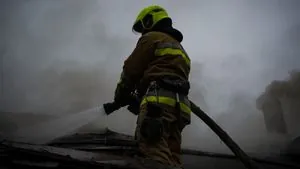 Вражеские обстрелы столицы: обломки упали в нескольких районах, в КГВА сообщили о многочисленных пожарах
