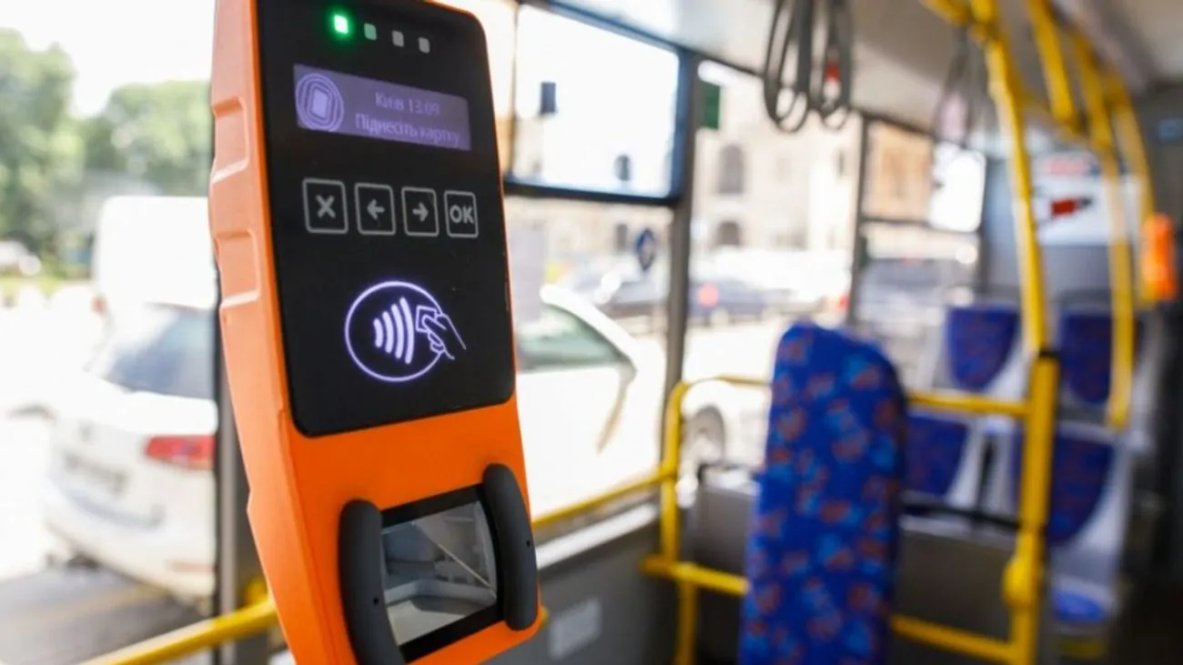 На якому етапі введення електронної оплати у маршрутках в Києві - відповідь КМДА На якому етапі введення електронної оплати у маршрутках в Києві - відповідь КМДА