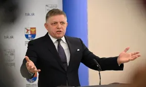 Фіцо відповів Фіалі на лист про 18-й пакет санкцій: "Поважайте словацький національно-державний інтерес"