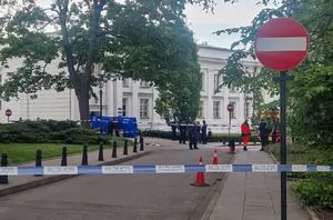 Напад із сокирою у Варшавському університеті: є загибла та поранений