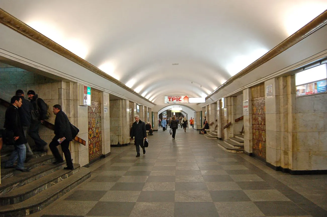 Завтра станцію столичного метро "Майдан Незалежності" закриють: деталі обмеження Завтра станцію столичного метро "Майдан Незалежності" закриють: деталі обмеження