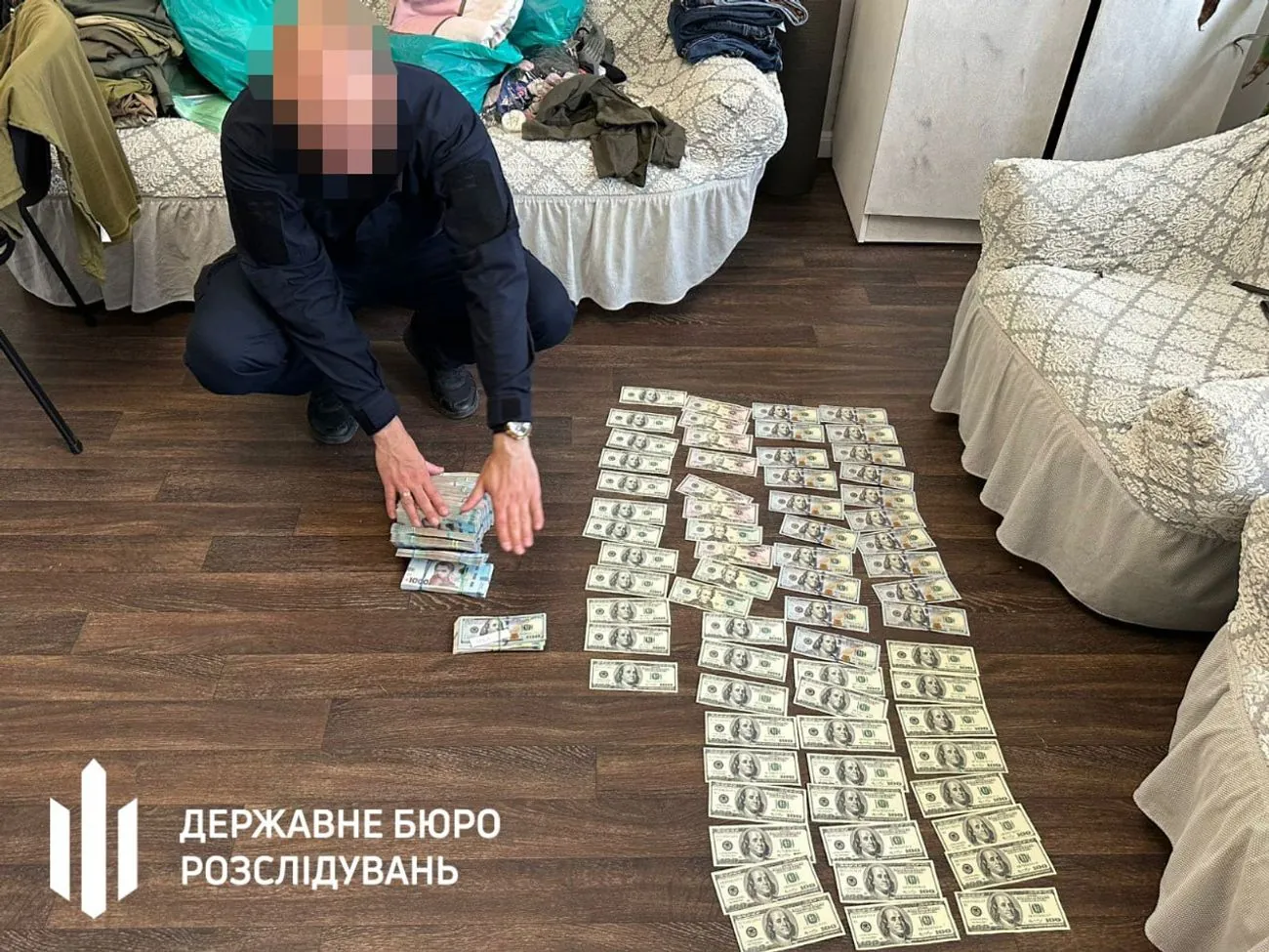 ДБР викрило схему розкрадання пального у військовій частині на Миколаївщині ДБР викрило схему розкрадання пального у військовій частині на Миколаївщині