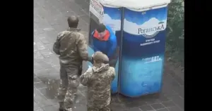 Військовий вдарив чоловіка в Харкові під час перевірки документів: що кажуть в ТЦК
