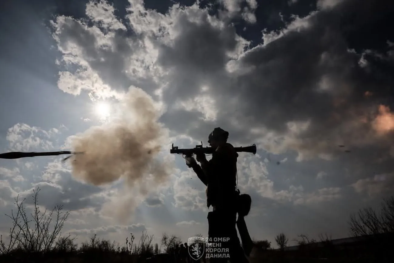 60 авіаударів і понад тисяча ударів дронами: у Генштабі розповіли про найгарячіші напрямки на фронті