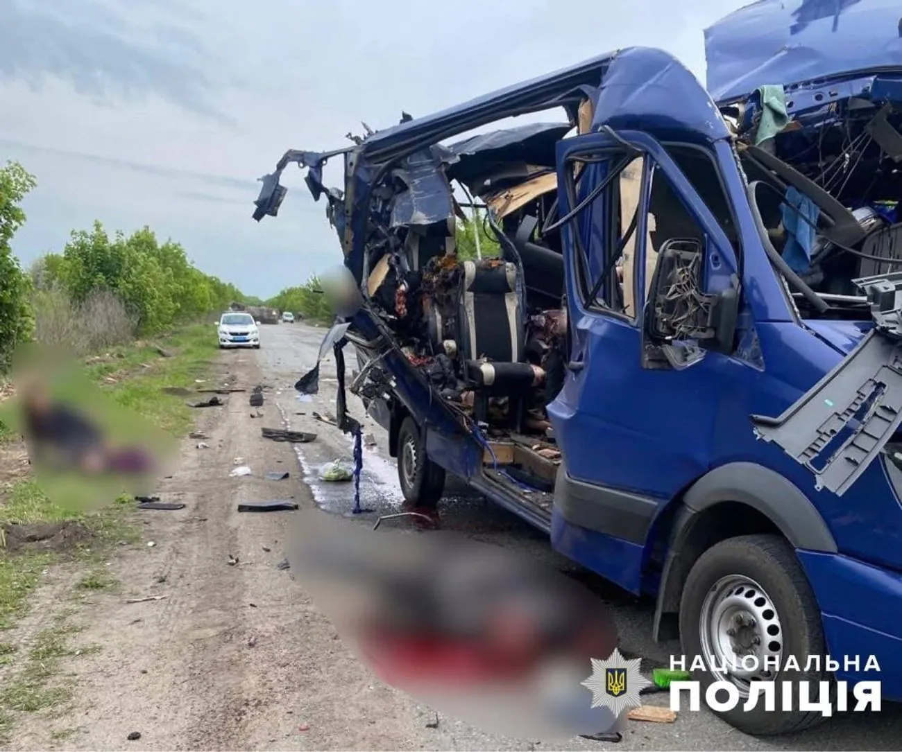 росіяни атакували рейсовий автобус на Сумщині: 9 загиблих, є поранені росіяни атакували рейсовий автобус на Сумщині: 9 загиблих, є поранені