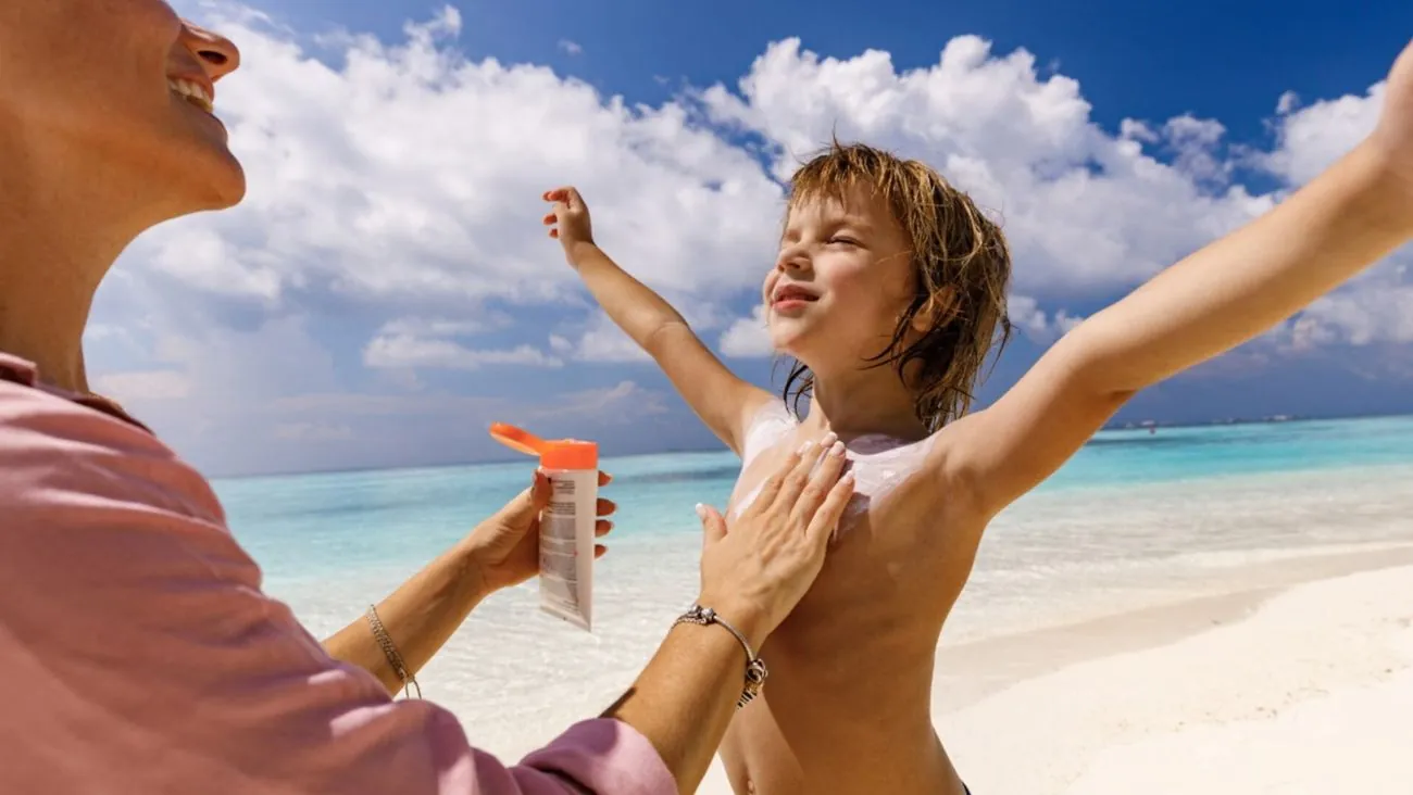 How to choose a reliable sunscreen for children and adults: dermatologist's advice How to choose a reliable sunscreen for children and adults: dermatologist's advice