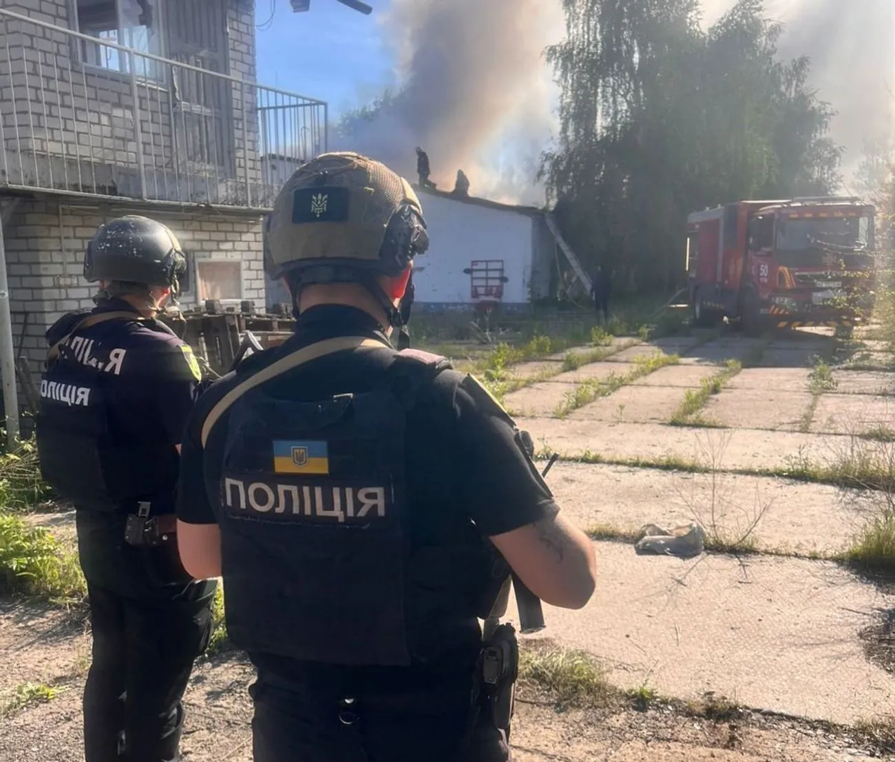 росіяни обстріляли Харківщину: загинула жінка, є поранені в Чугуєві та Старому Салтові росіяни обстріляли Харківщину: загинула жінка, є поранені в Чугуєві та Старому Салтові