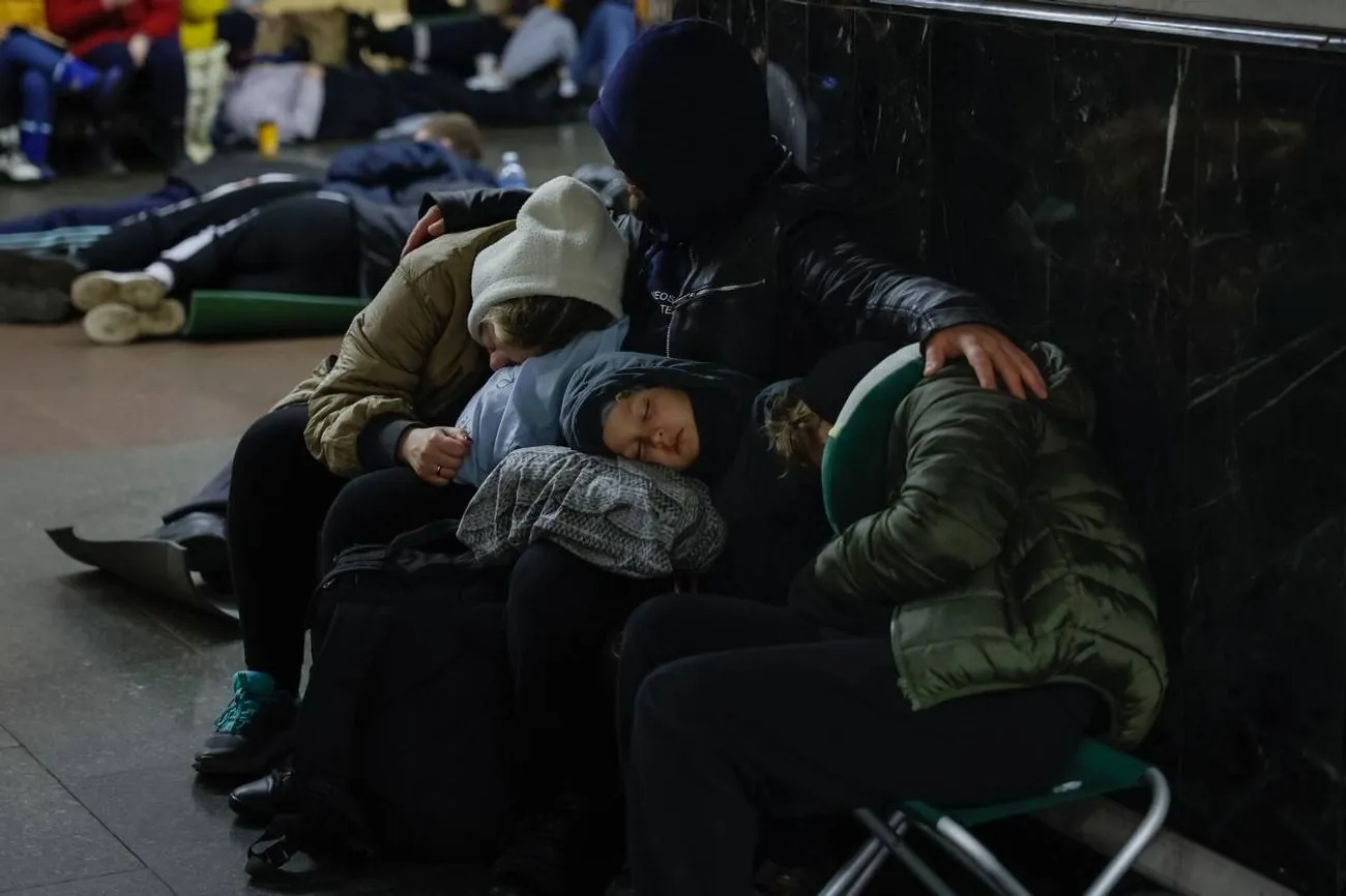 У Києві знову вибухи: українська столиця зазнає комбінованої ворожої атаки, працює ППО У Києві знову вибухи: українська столиця зазнає комбінованої ворожої атаки, працює ППО