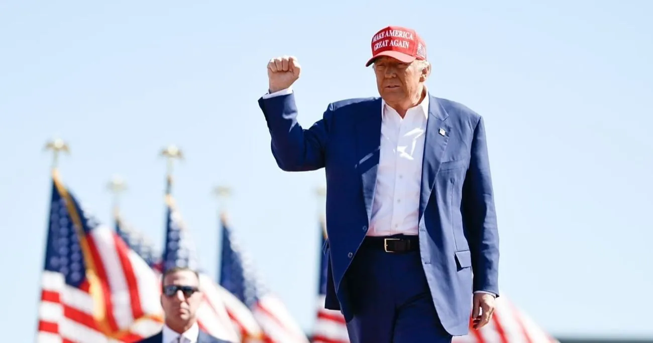 Трамп оголосив про військовий парад у Вашингтоні на свій день народження Трамп оголосив про військовий парад у Вашингтоні на свій день народження