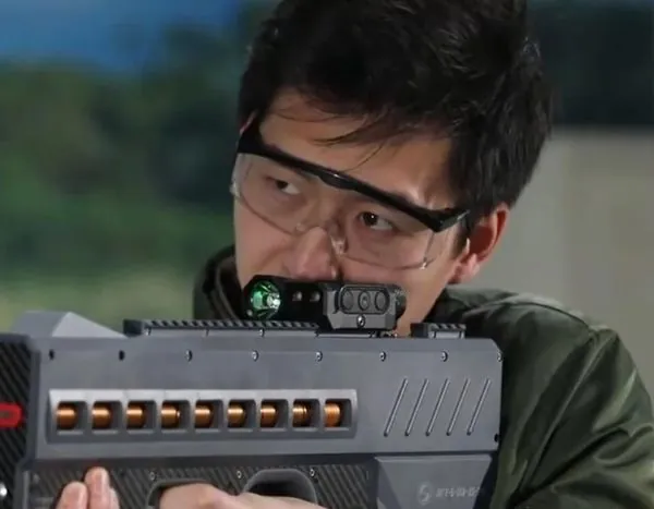 Chinese weapon breakthrough: electromagnetic rifle makes ...