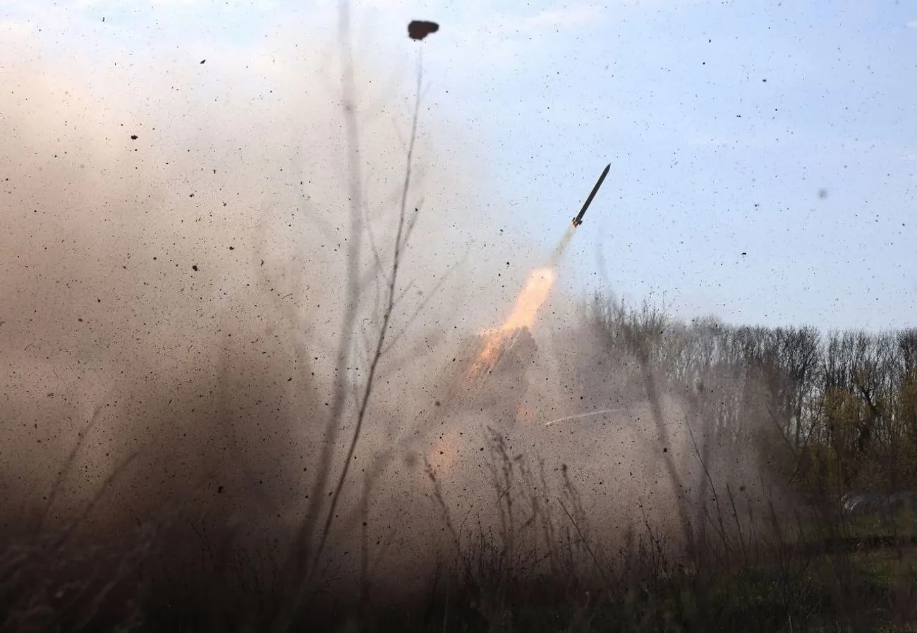 Генштаб: зафіксовано 113 ворожих атак, найгарячіше на Лиманському та Покровському напрямках Генштаб: зафіксовано 113 ворожих атак, найгарячіше на Лиманському та Покровському напрямках