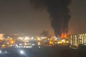 An explosion rocked Tehran airport: Media reports large-scale fire