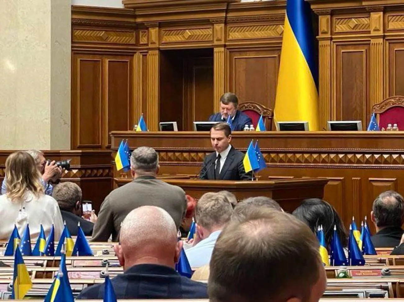 Реальні результати можливі за умови ефективної взаємодії: Кравченко розповів, як планує вибудовувати співпрацю з ВР Реальні результати можливі за умови ефективної взаємодії: Кравченко розповів, як планує вибудовувати співпрацю з ВР