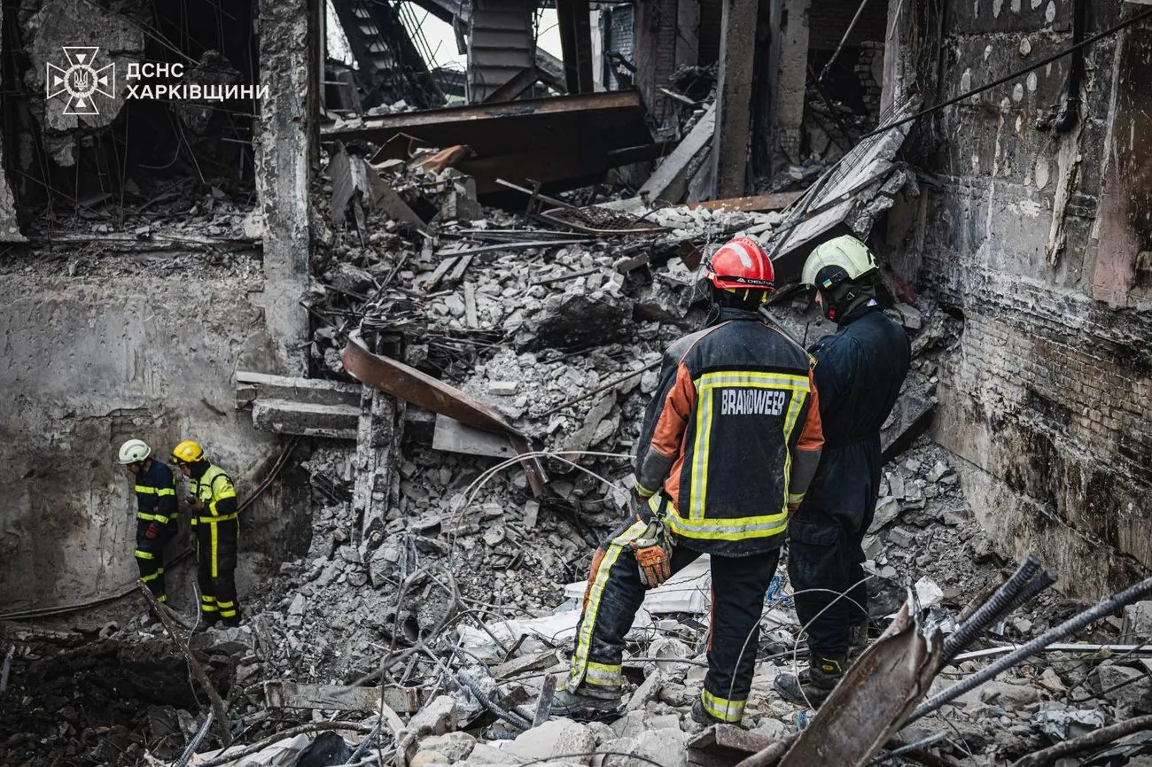 У Харкові після 12 днів боротьби з вогнем загасили пожежу на цивільному підприємстві, атакованому рф 7 червня - Терехов