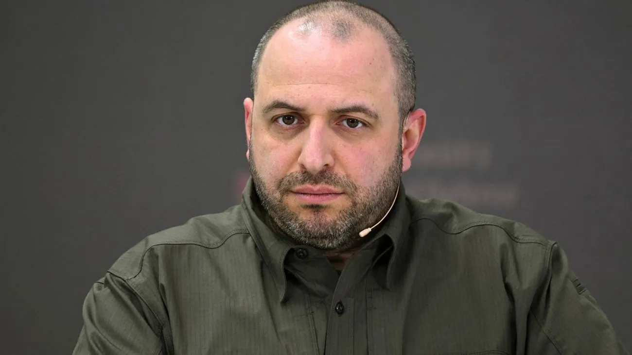 Міністр оборони Умєров прокоментував призначення нового командувача Сухопутних військ Шаповалова Міністр оборони Умєров прокоментував призначення нового командувача Сухопутних військ Шаповалова