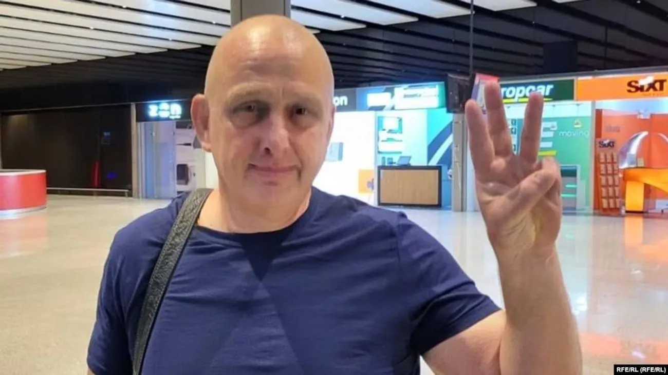 Журналіст Єсипенко вийшов на волю після понад чотирьох років ув’язнення в Криму Журналіст Єсипенко вийшов на волю після понад чотирьох років ув’язнення в Криму