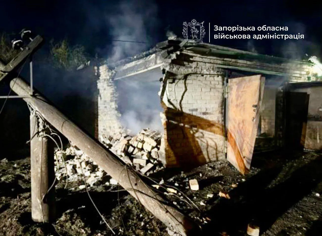 Ворожа атака на Запоріжжя: спалахнули пожежі, пошкоджені підприємство та гаражі