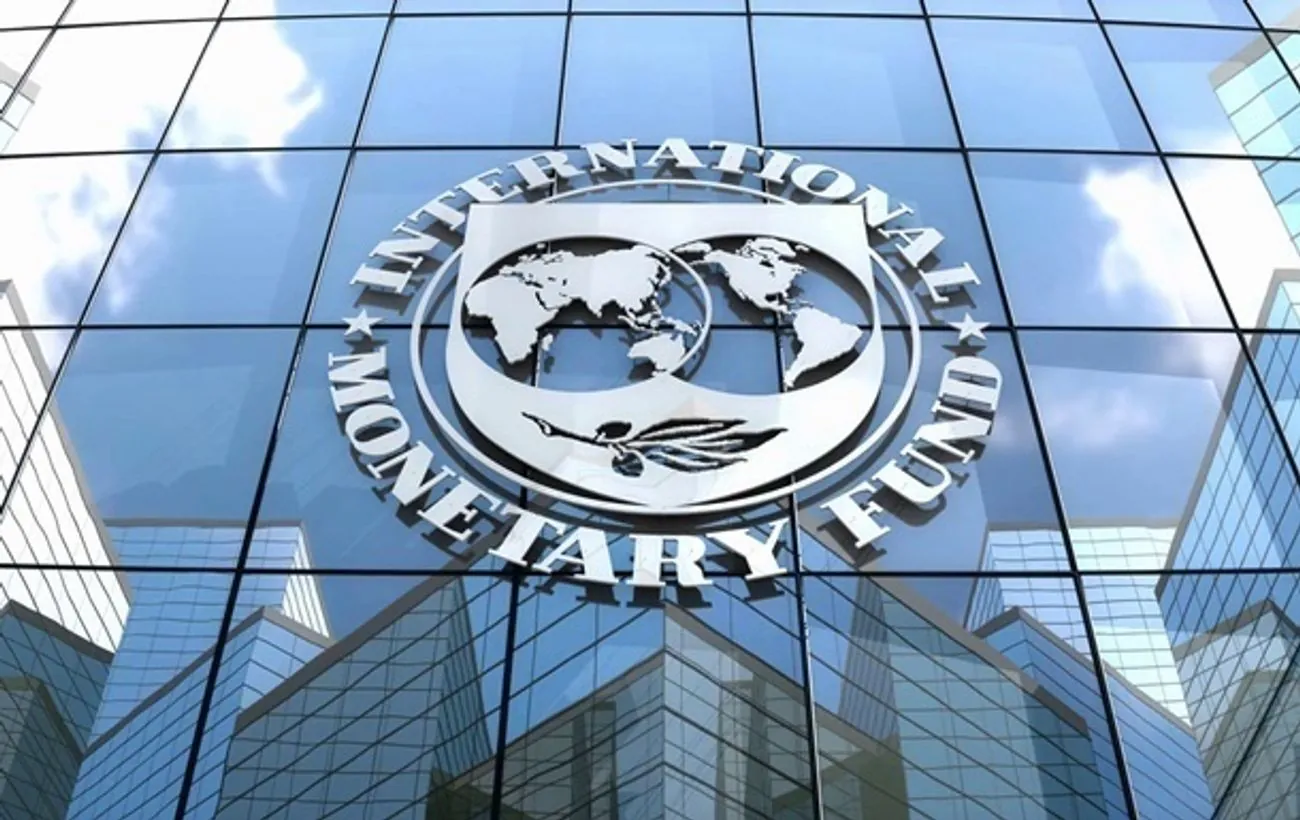 IMF approves 8th EFF program review, Ukraine to soon receive $500 million - Shmyhal IMF approves 8th EFF program review, Ukraine to soon receive $500 million - Shmyhal