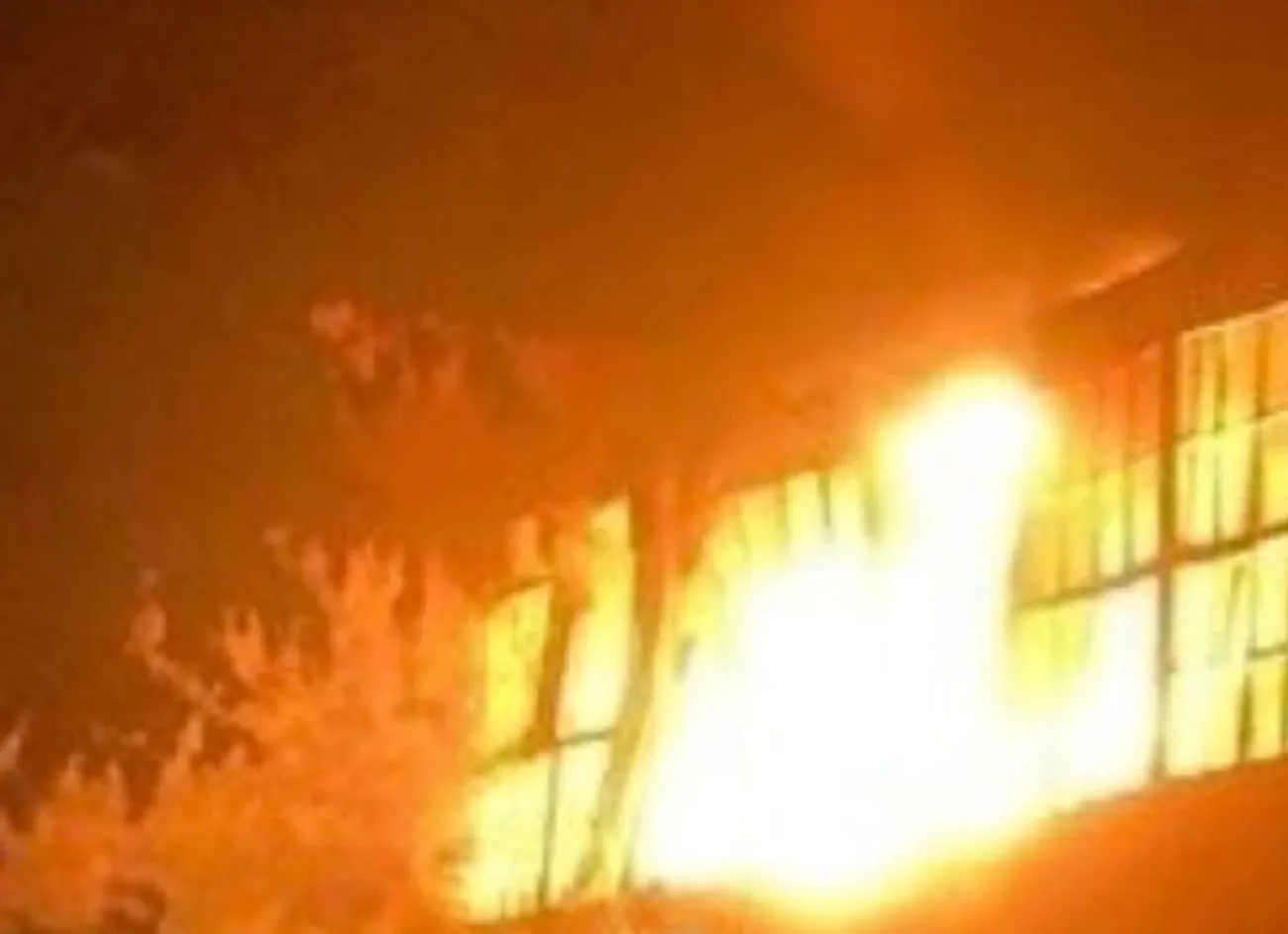 Удар по Запоріжжю: у місті спалахнула пожежа