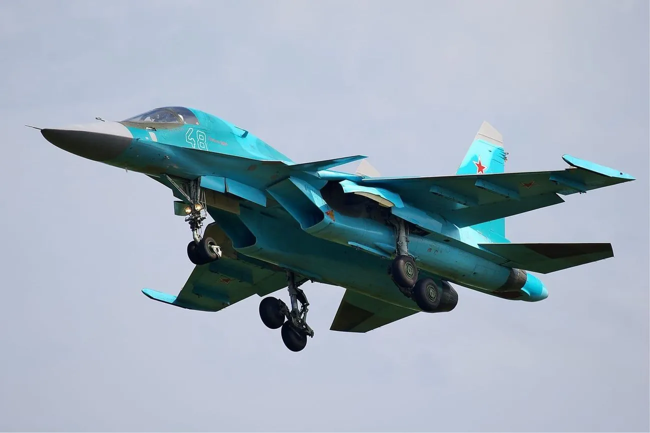 росія втратила понад 30 літаків Су-34 під час війни в Україні - британська розвідка