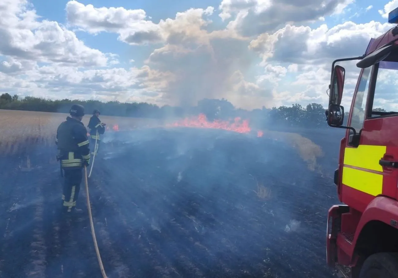 На Дніпропетровщині росія аакувала два райони: є поранені та пошкоджене майно