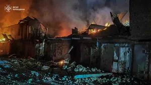 Ракетний обстріл Київщини: житловий та промисловий сектори зазнали руйнувань (відео)