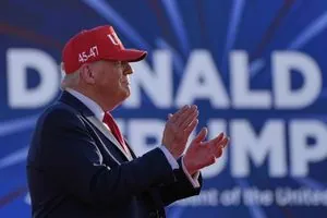 Трамп уже не впевнений у здатності завершити війну в Україні
