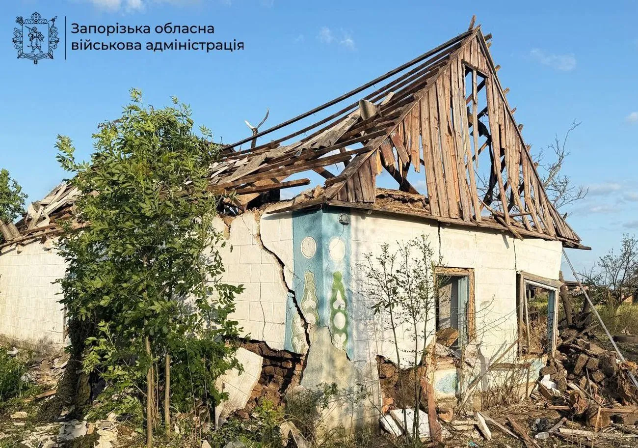 Нічна атака дронів на Запоріжжя: поранено 89-річну жінку