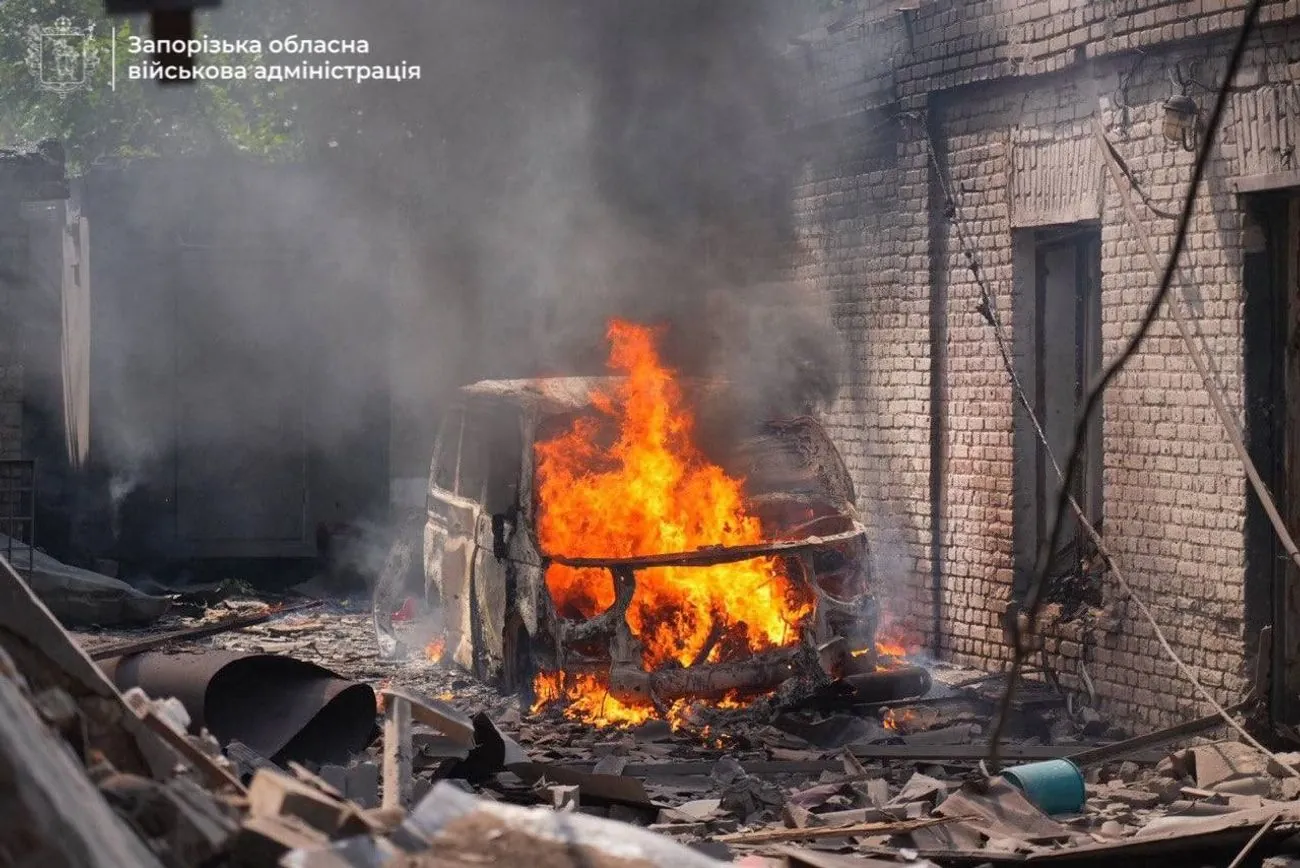 Запорізька область: понад півтисячі ударів за добу, руйнування та поранені