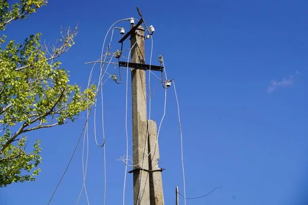 Непогода оставила без света 700 городов и сел в Украине