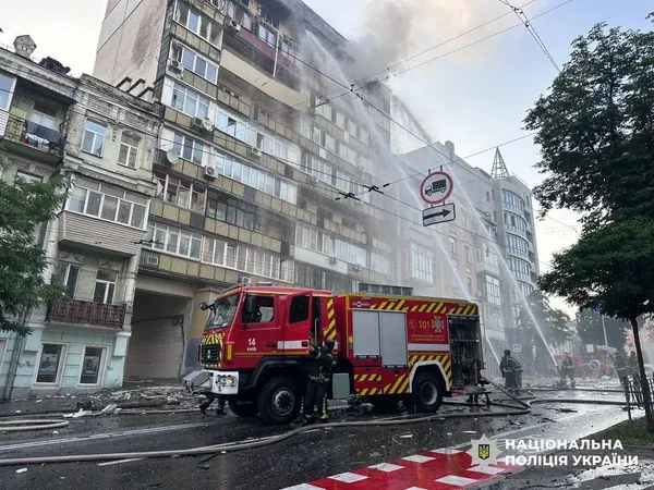 Поліцейська серед жертв атаки рф на Київ: показали наслідки