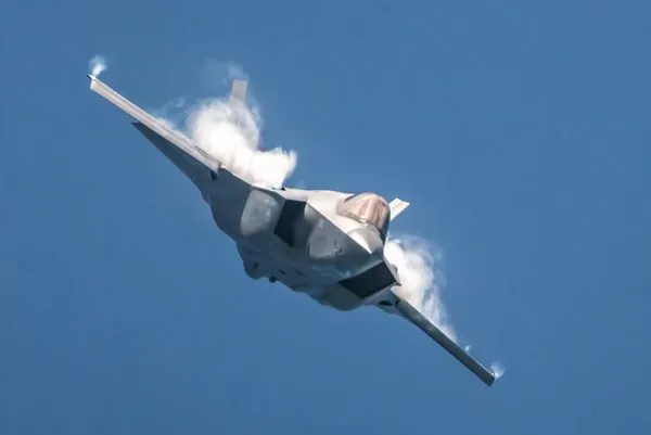 Німеччина планує придбати більше винищувачів F-35 у США - Politico Німеччина планує придбати більше винищувачів F-35 у США - Politico