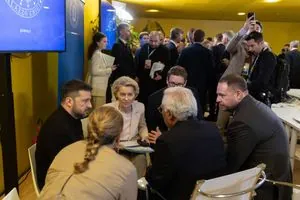 Посилення ППО, інвестиції у виробництво і не тільки: Зеленський підвів підсумки Конференції з відбудови України