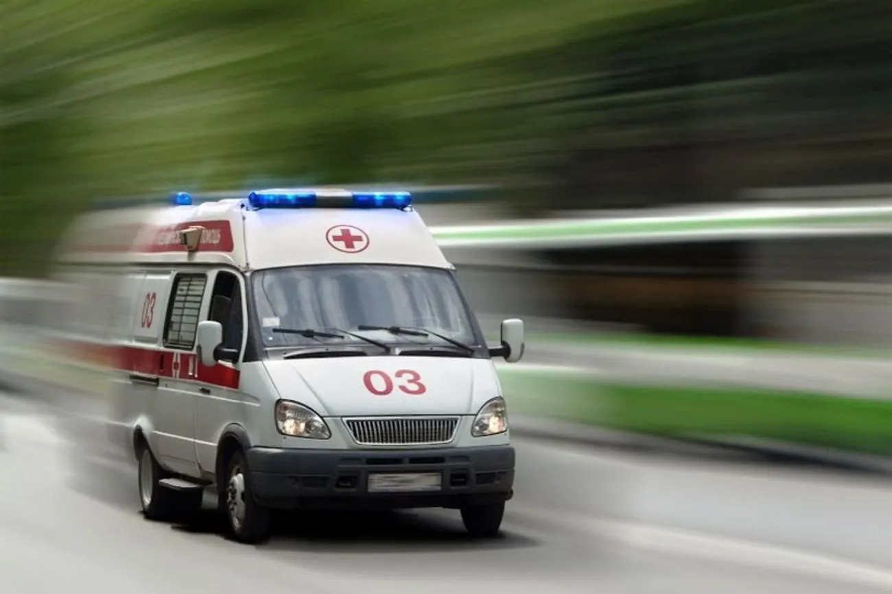 У передмісті Херсона внаслідок російського обстрілу постраждали дитина та її батько 