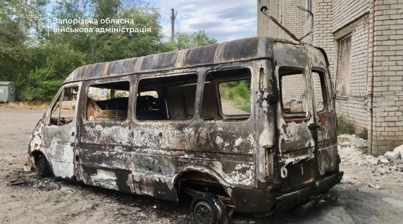 В Запорожской области российский дрон атаковал гражданский автомобиль