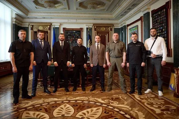 "Домовились, що всі працюватимуть виключно конструктивно": Зеленський зібрав керівників правоохоронних та антикорупційних органів