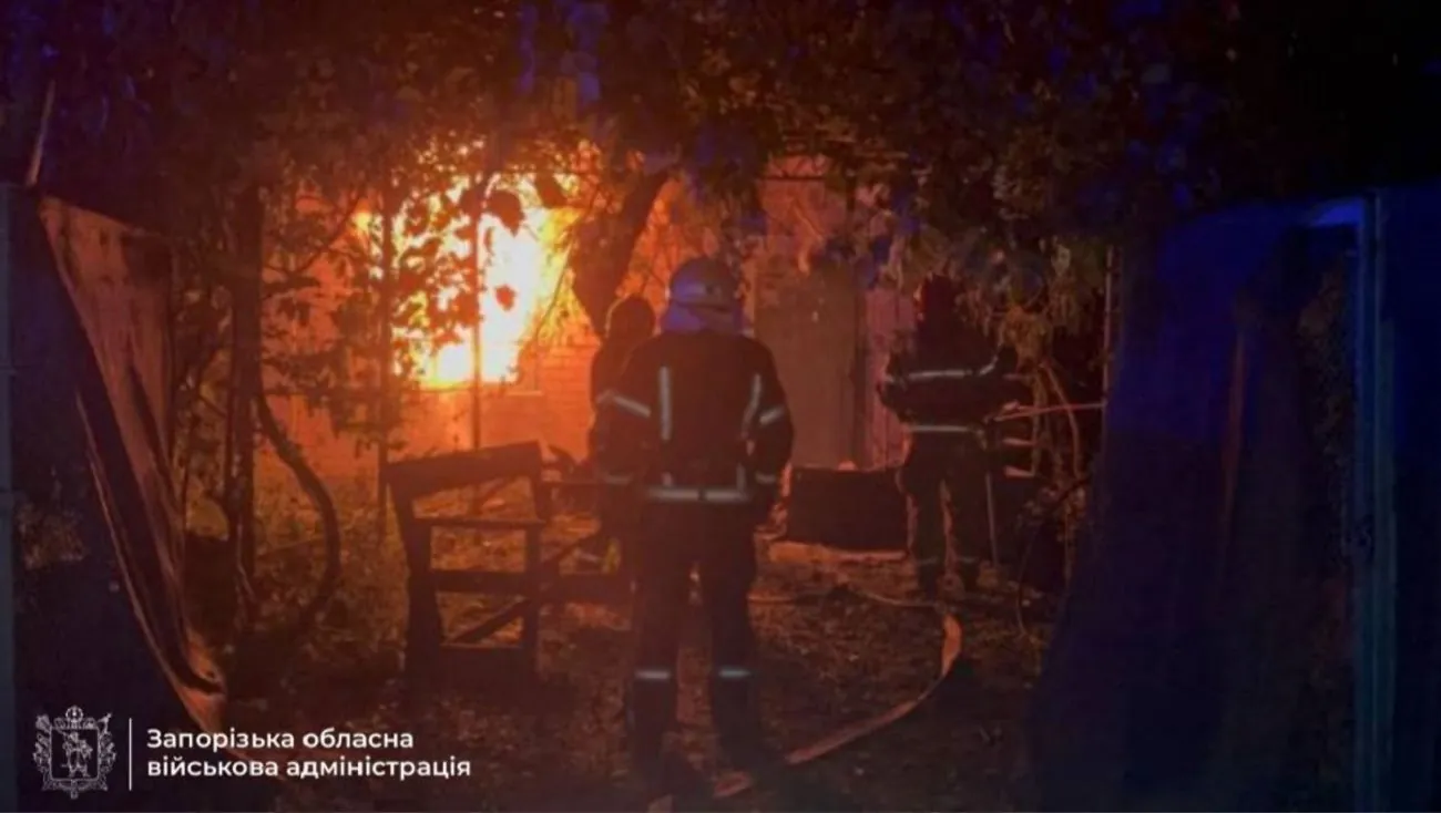 Запоріжжя атаковано "шахедами": поранено жінку, пошкоджено дачні кооперативи та навчальний заклад