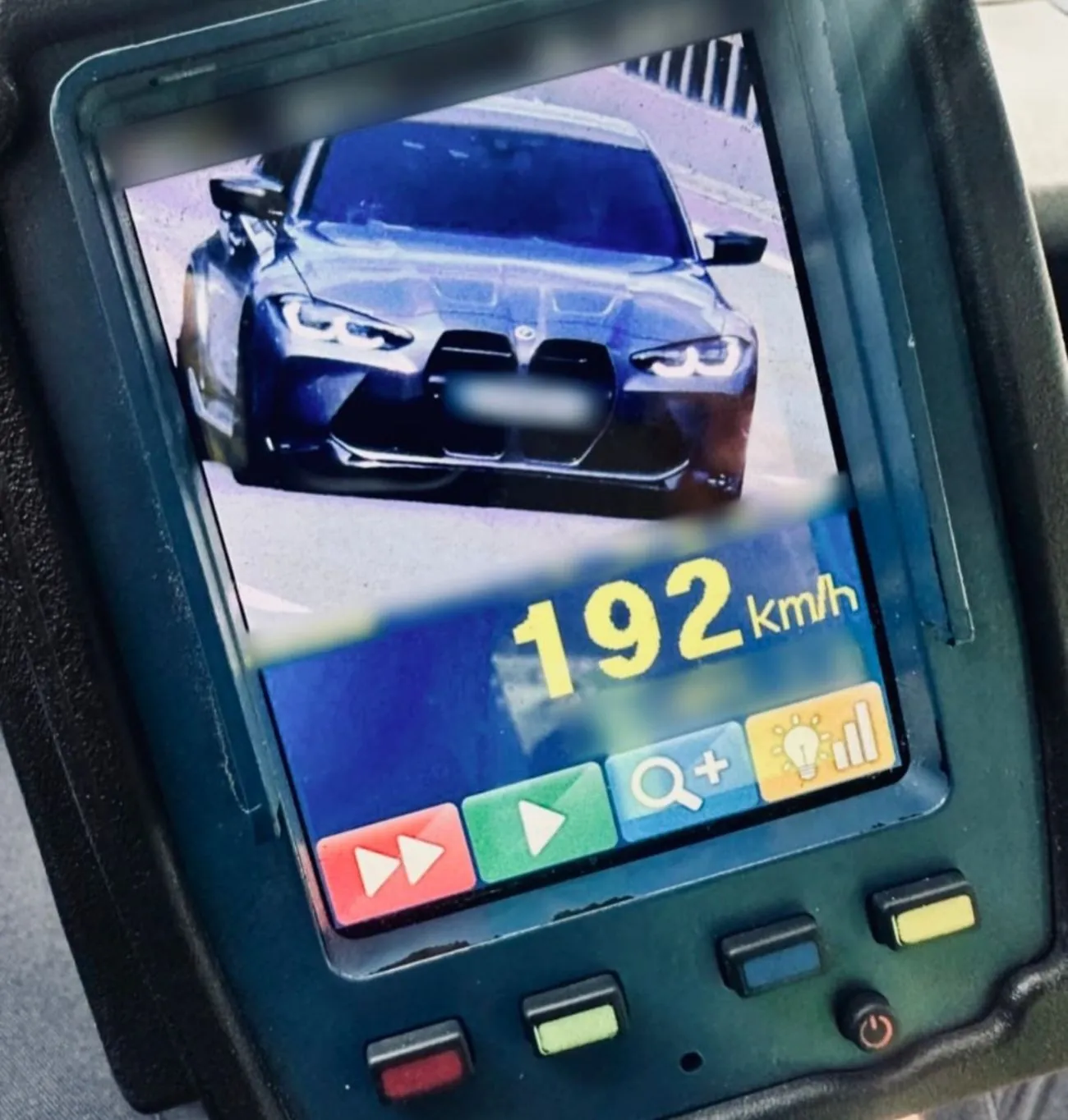 Разогнался до 192 км/ч: в Киеве нашли и оштрафовали «гонщика» на BMW