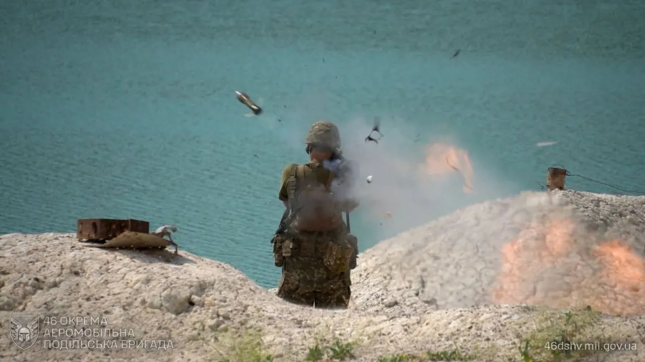 На фронте зафиксировано 69 боевых столкновений: половина атак - на Покровском направлении На фронте зафиксировано 69 боевых столкновений: половина атак - на Покровском направлении