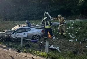 На Киевщине спасатели деблокировали тело погибшего водителя после ДТП