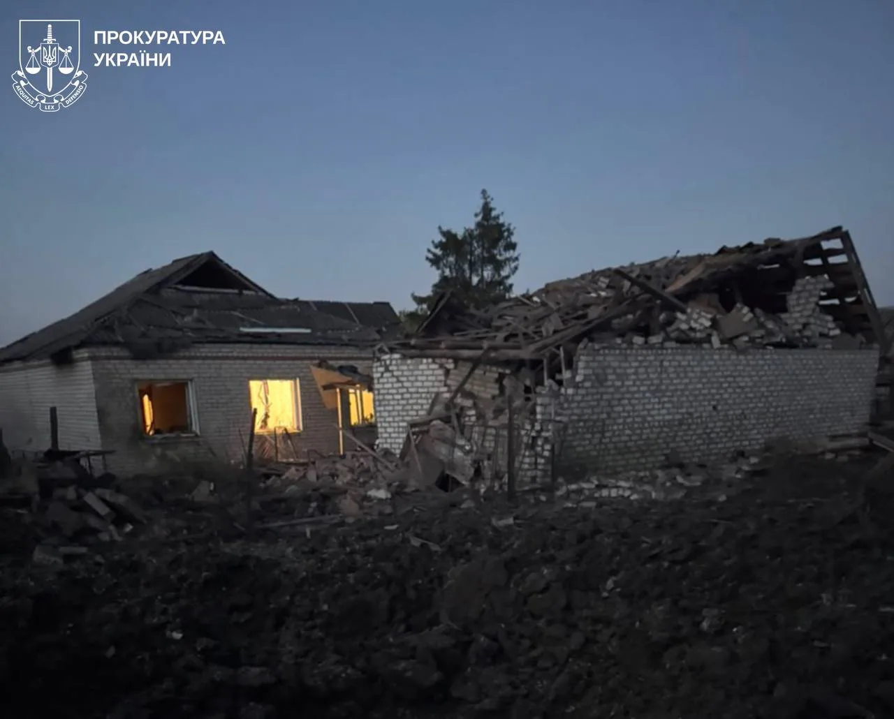 Damage to homes in Izium after a Russian Tornado-S strike, August 18, 2026